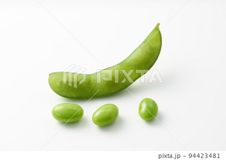 枝豆を白背景で 枝豆を白背景で 94423481