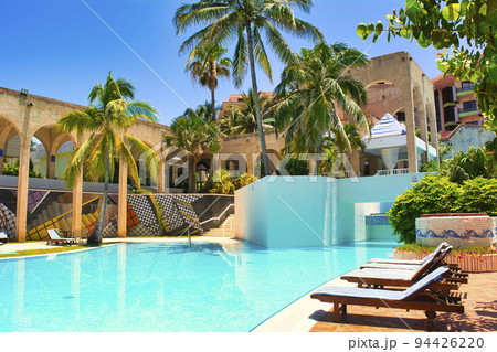 キューバのカリブ海リゾートイメージ 94426220