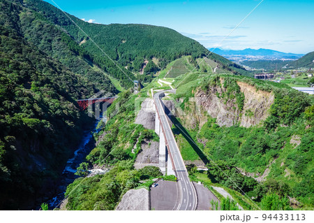 立野峡谷に架かる阿蘇長陽大橋(熊本県) 立野峡谷に架かる阿蘇長陽大橋(熊本県) 94433113