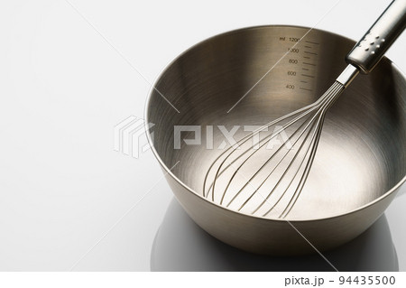 泡立て器とボール 泡立て器とボール 94435500