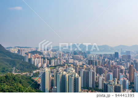 the Victoria to Kowloon in the early evening 8 May 2022 94441395