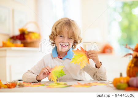 Autumn home decoration. Family decorating house. Autumn home decoration. Family decorating house. 94441606