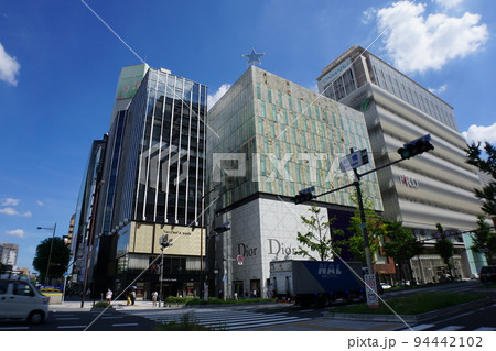 大阪心斎橋　御堂筋 94442102