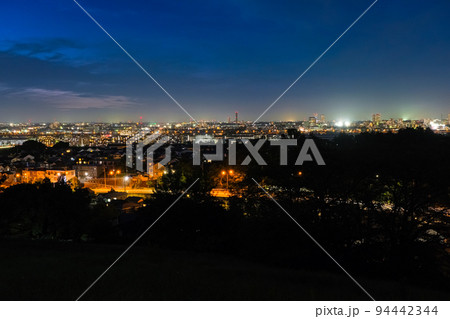 東京都多摩市 聖蹟桜ヶ丘、桜ヶ丘公園、ゆうひの丘からの夜景 東京都多摩市 聖蹟桜ヶ丘、桜ヶ丘公園、ゆうひの丘からの夜景 94442344