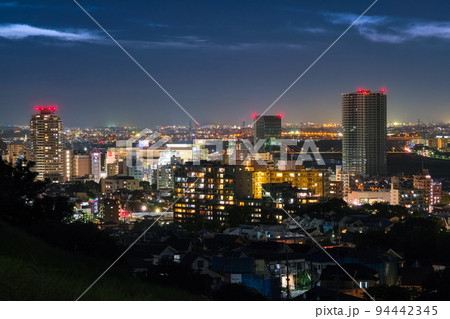 東京都多摩市 聖蹟桜ヶ丘、桜ヶ丘公園、ゆうひの丘からの夜景 94442345