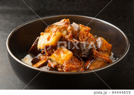 麻婆茄子丼 94444659