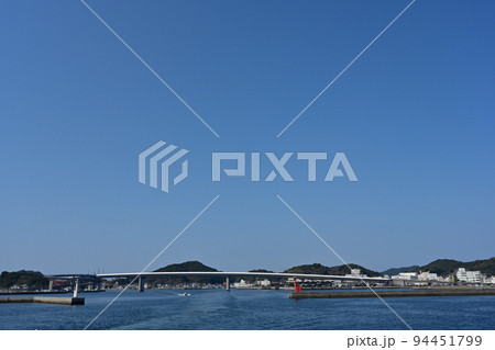 牛深港と牛深ハイヤ大橋 94451799