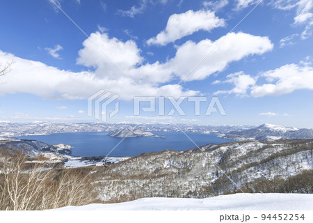ポロモイ山から洞爺湖全景 洞爺湖町 ポロモイ山から洞爺湖全景 洞爺湖町 94452254