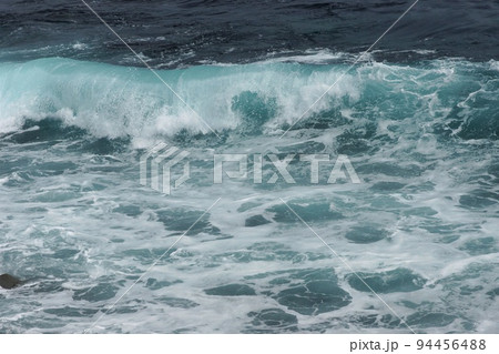 海　波　気象　自然　素材　背景　壁紙　装飾　バックグラウンド 94456488