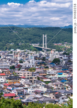 《埼玉県》秩父中心街の街並み・羊山公園見晴らしの丘の眺め 《埼玉県》秩父中心街の街並み・羊山公園見晴らしの丘の眺め 94460358