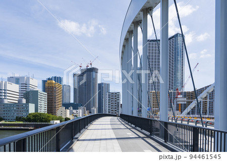 【東京都】築地大橋と隅田川の景観 【東京都】築地大橋と隅田川の景観 94461545