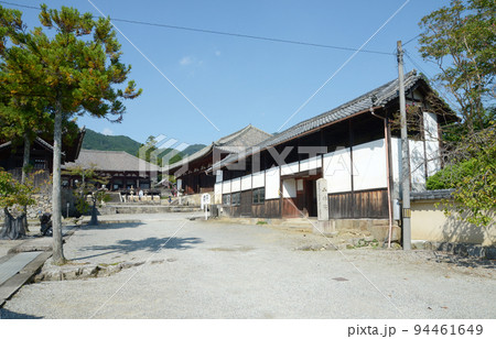 当麻寺 境内 奈良県葛城市 当麻寺 境内 奈良県葛城市 94461649