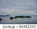 早朝のエンジェルロード全景、小豆島、香川県 94462202
