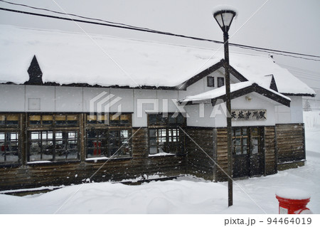 2021年12月、北海道の旭川駅から稚内駅までの宗谷本線の風景 2021年12月、北海道の旭川駅から稚内駅までの宗谷本線の風景 94464019