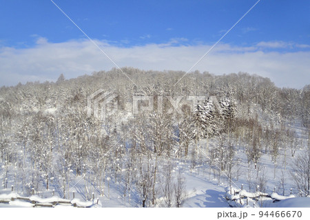 2021年　冬の北海道、名寄美深道路からの風景 94466670