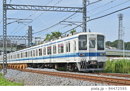 鉄道 東武野田線　8000系　七里～岩槻 間 94472593