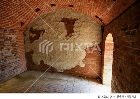 日本の近代化を下支えした…ホフマン式の煉瓦窯 94474942