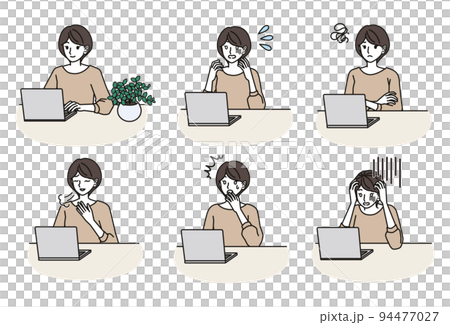 一組玩個人電腦的女人 一組玩個人電腦的女人 94477027
