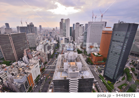 大阪駅前第3ビルから見る夕景 94480971