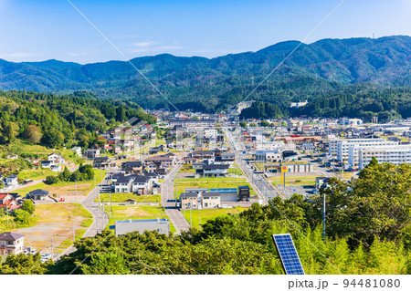 気仙沼　復興整備が進む市街地 94481080