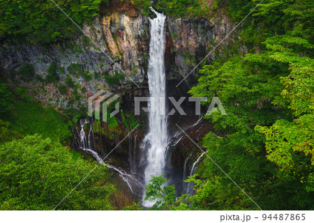 日本三名爆・華厳の滝 94487865