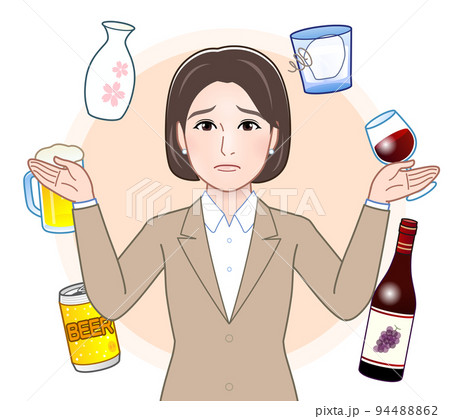 お酒と若い女性 94488862