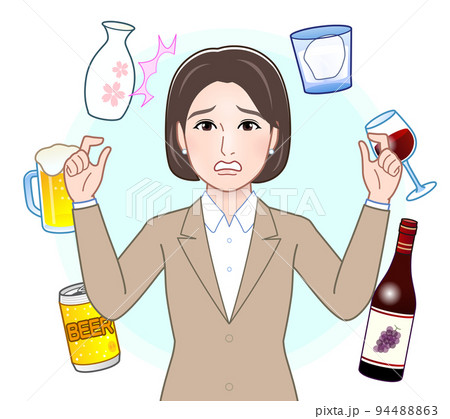 お酒と若い女性 94488863