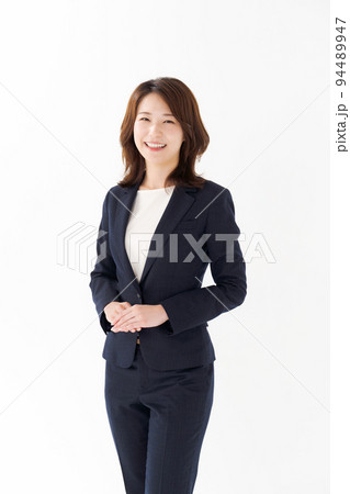 スーツ姿の女性 スーツ姿の女性 94489947