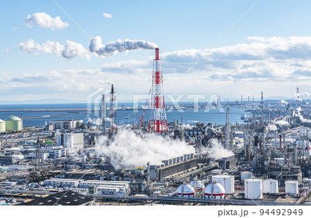 晴天のコンビナート(化学プラント) 晴天のコンビナート(化学プラント) 94492949