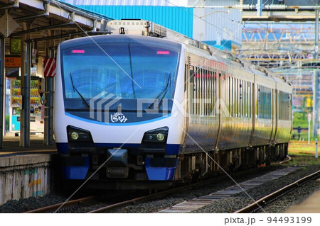 【JR東日本】奥羽本線青森駅 HB-E300系「リゾートしらかみ」〜青池〜 【JR東日本】奥羽本線青森駅 HB-E300系「リゾートしらかみ」〜青池〜 94493199