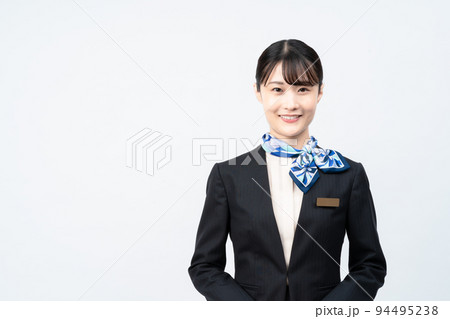 青いスカーフを巻いたスーツの女性 青いスカーフを巻いたスーツの女性 94495238