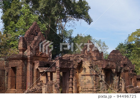 シェムリアップ アンコール遺跡 バンテアイスレイ 94496725