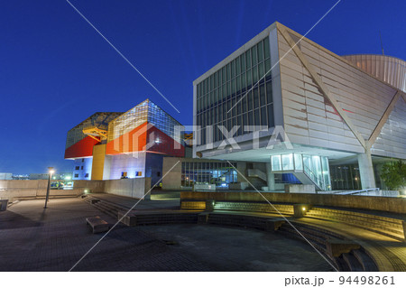 大阪文化館・天保山(旧サントリーミュージアム)の夜景 94498261