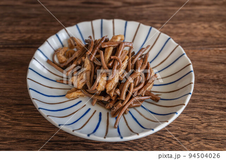 ゼンマイと揚げの煮物 94504026