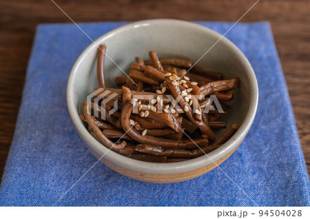 ぜんまいの煮物 94504028