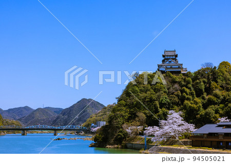 国宝犬山城 桜咲く頃 国宝犬山城 桜咲く頃 94505021