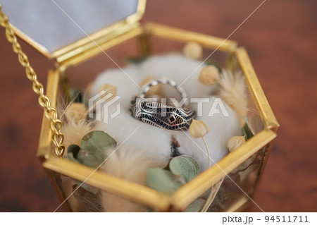 Wedding day, two rings on the small decorative pillow. Wedding day, two rings on the small decorative pillow. 94511711