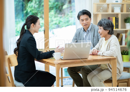 シニア夫婦 保険 介護 相続 資産運用 シニア夫婦 保険 介護 相続 資産運用 94514676