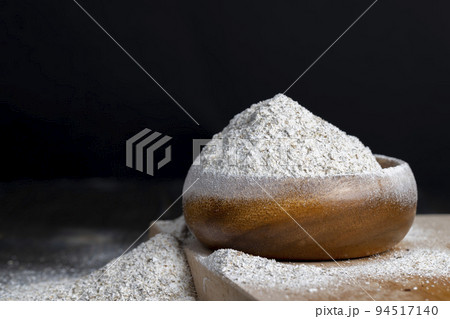 light rye flour with bran in a plate 94517140