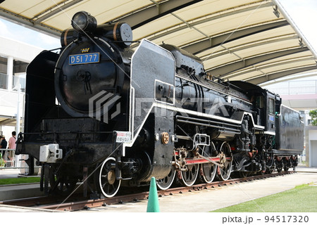 蒸気機関車　D51
42分の1
金属製模型　完成品 D51形777号機蒸気機関車の写真素材 [94517320] - PIXTA