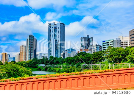 東京　千代田区区の都市風景　法政大学 市ケ谷キャンパス （ボアソナード・タワー） 94518680