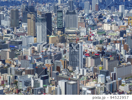 大阪　あべのハルカスからの眺望　なんば方面 94522957