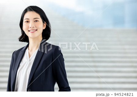ビジネス ビジネスウーマン ビジネス ビジネスウーマン 94524821