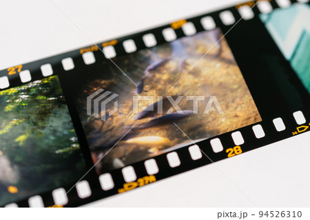 現像済みリバーサルフィルム 94526310