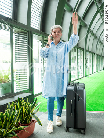 白髪 白髭 白い毛 94529046