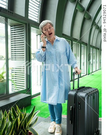 白髪 白髭 白い毛 94529071