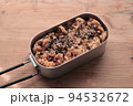 飯盒でごはん　Mixed rice made with an outdoor rice cooker 94532672