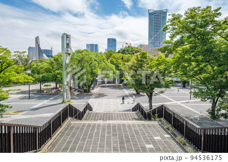 代々木公園　緑が爽やかなイベント広場　東京都渋谷区 94536175