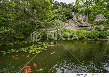 那谷寺 池と奇岩遊仙境 那谷寺 池と奇岩遊仙境 94540239