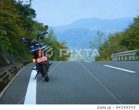 ハンターカブ　とある峠道にて 94549543